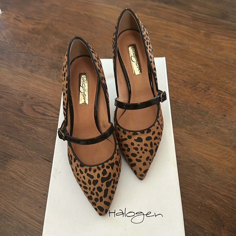 Halogen Hamarci Heels in animal print